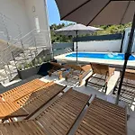 Milena-with A Pool Διαμέρισμα Τρογκίρ