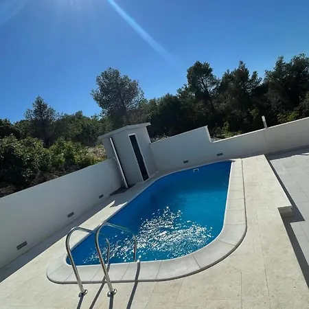 Apartment Milena-with A Pool *