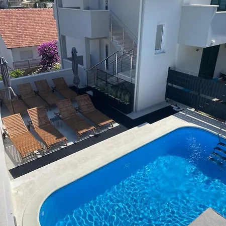 Apartment Milena-with A Pool