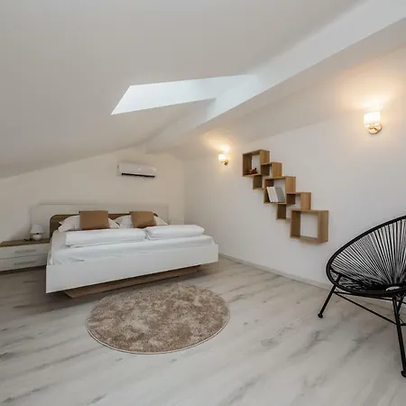 Apartment Milena-with A Pool *