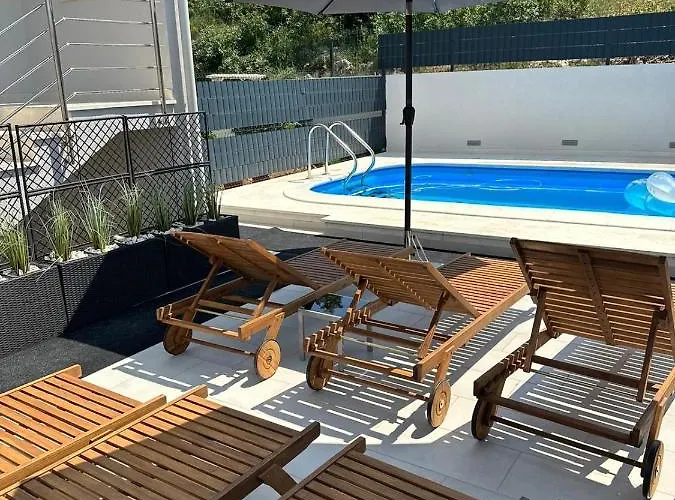 Milena-with A Pool Appartement