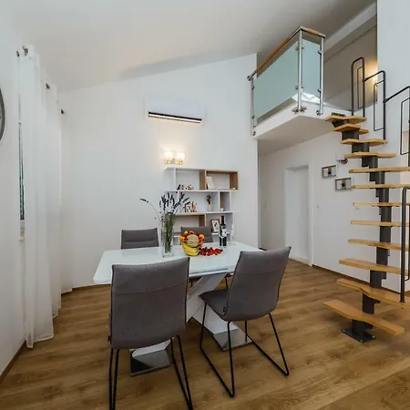 Milena-with A Pool Traù