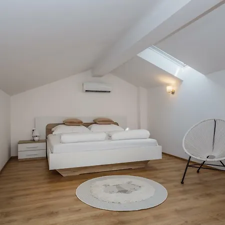 Milena-with A Pool Traù