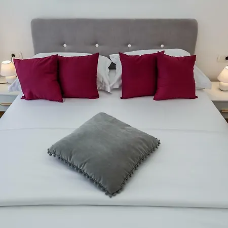 Milena-with A Pool Appartamento *