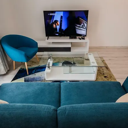 Appartamento Milena-with A Pool