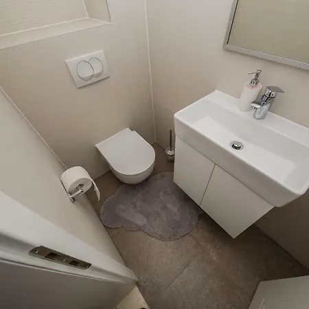 Milena-with A Pool Daire *