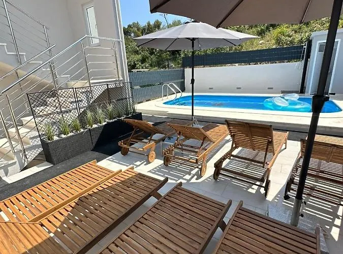 شقة Milena-with A Pool